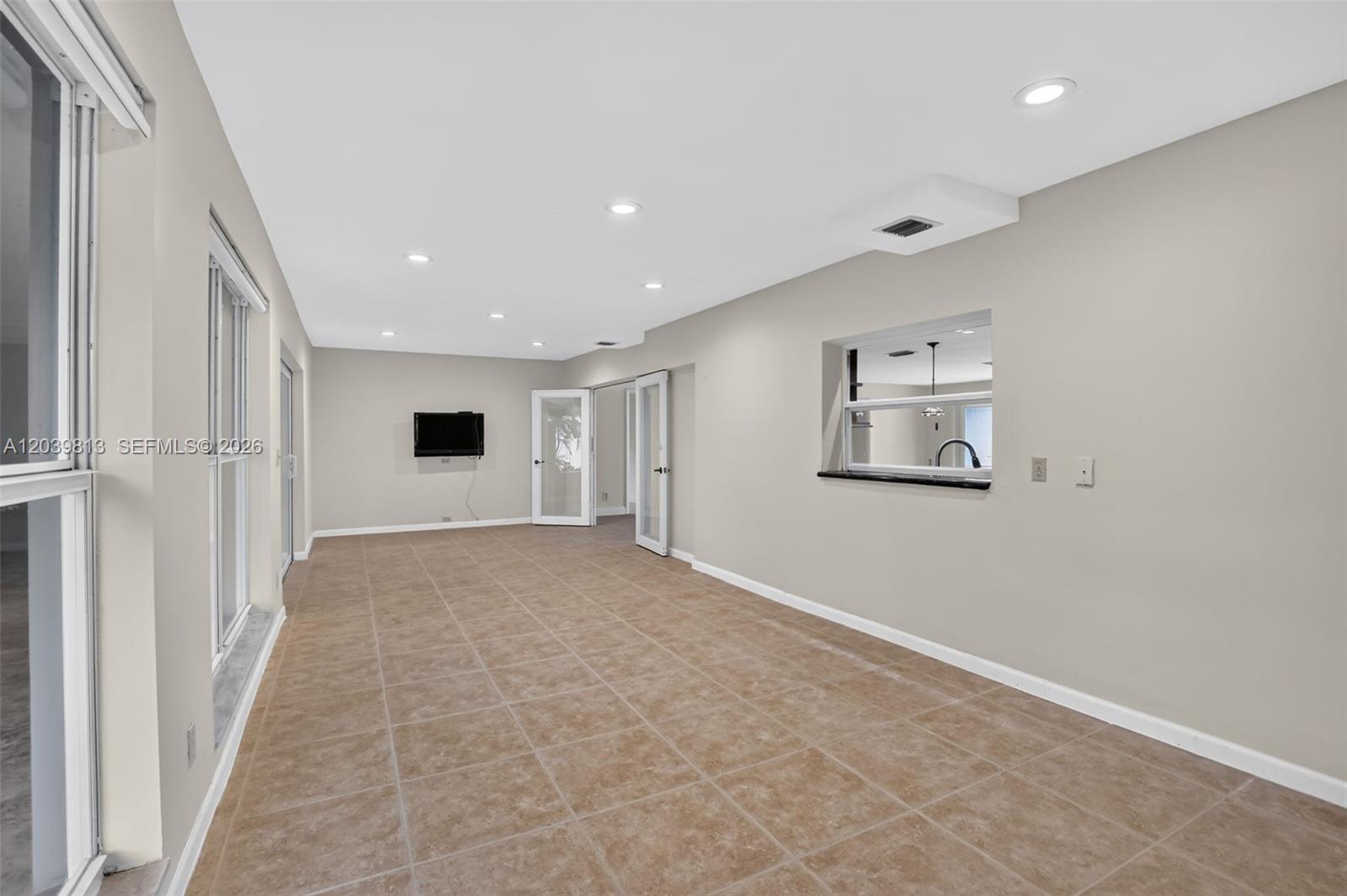 5511 Taylor Street Property Photo 19