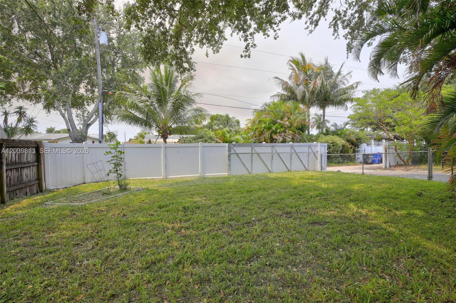 5511 Taylor Street Property Photo 38