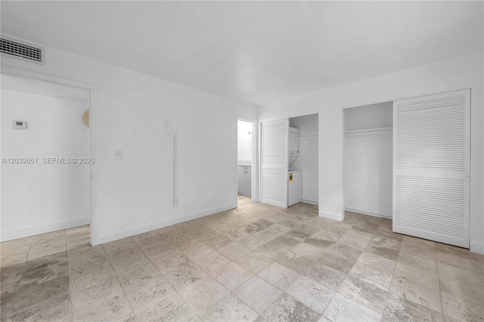 8650 Sw 67th Avenue 1010 Property Photo 15