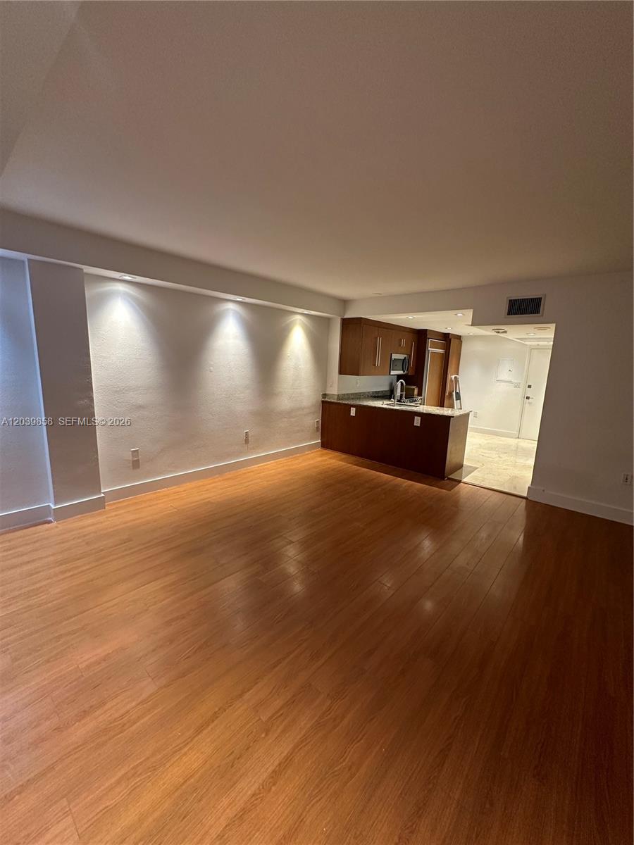 A12039858 Property Photo 5