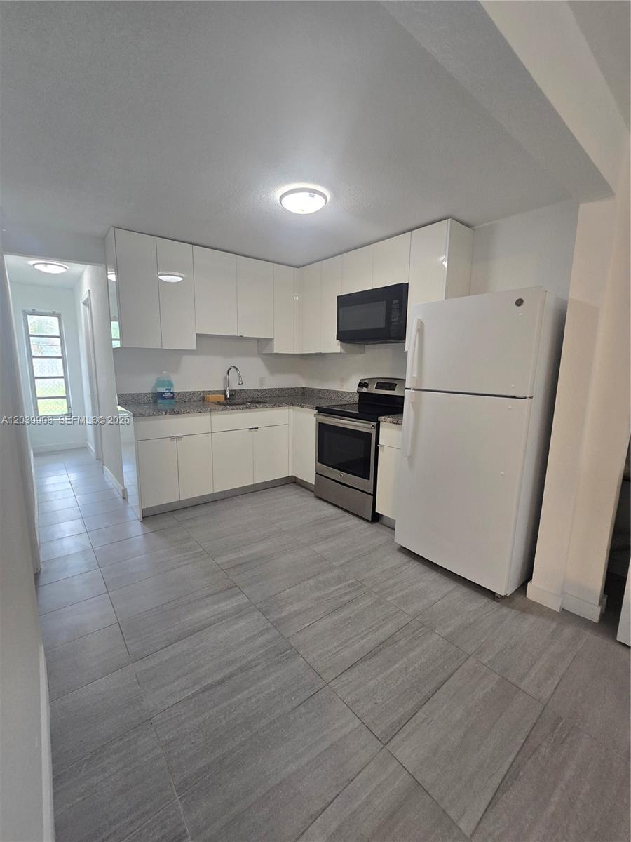 237 Sw 13th Street 5 Property Photo 2