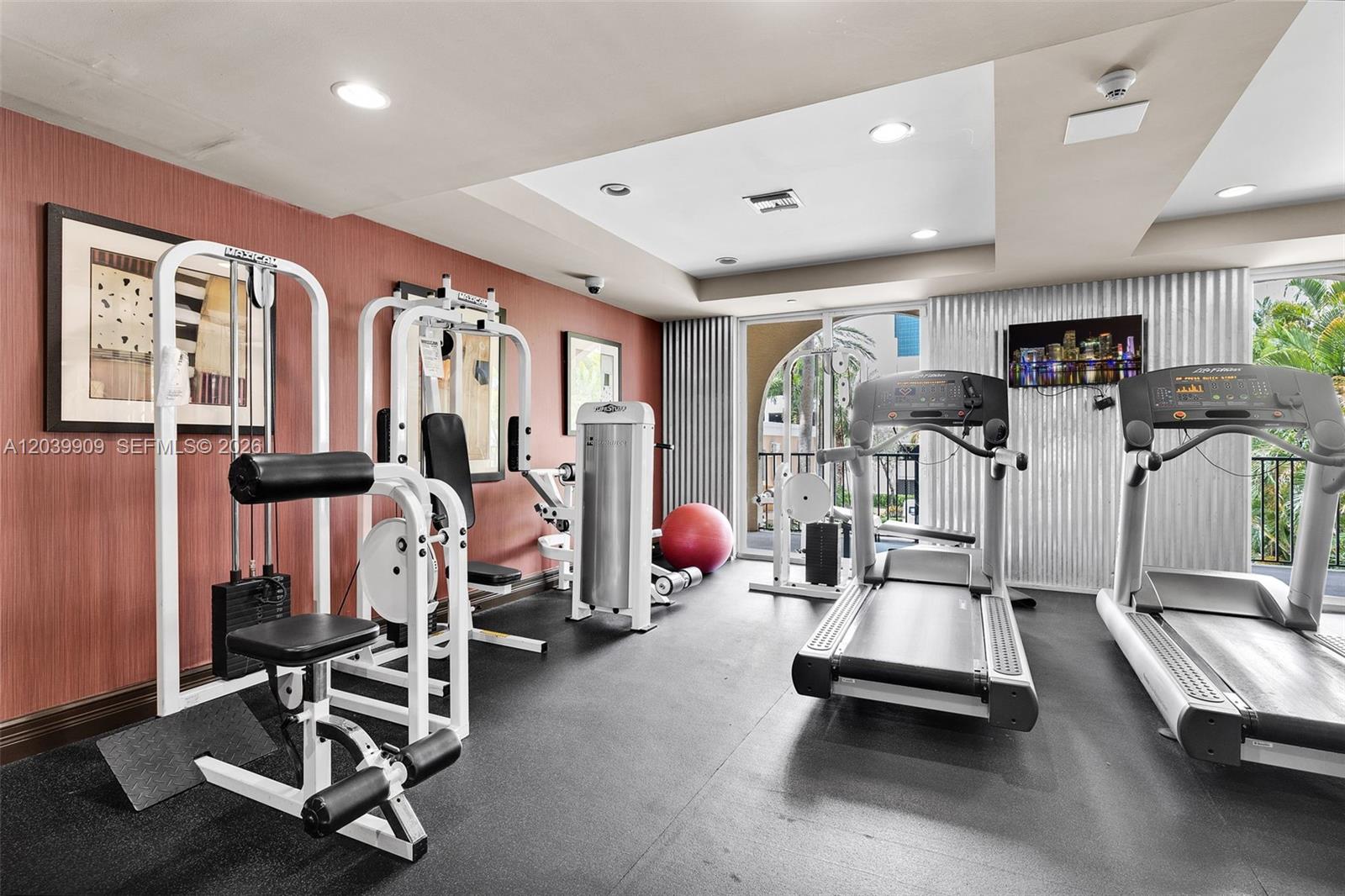 520 Se 5th Avenue 1707 Property Photo 31