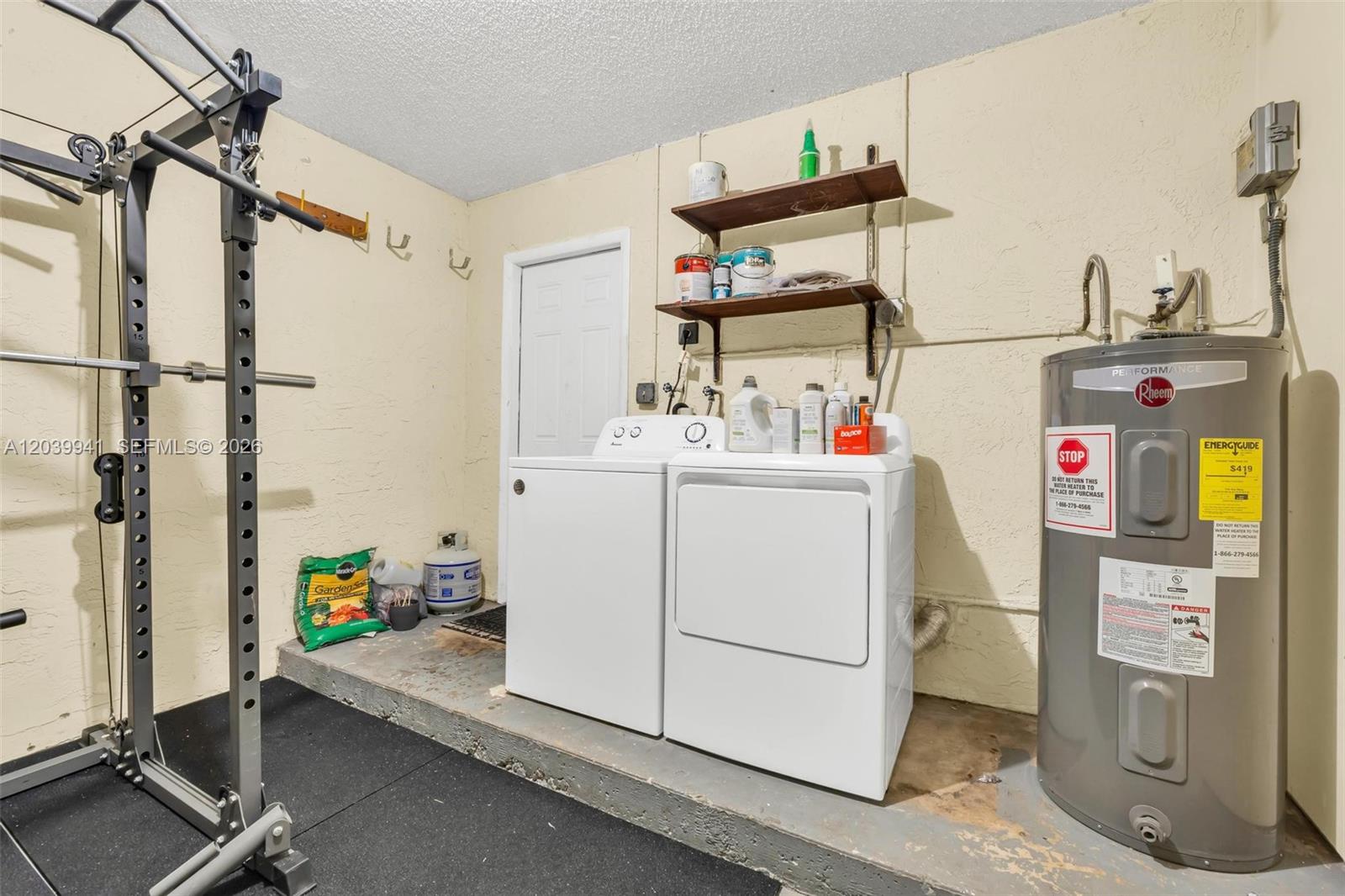 6633 N Parkway Drive 5-7 Property Photo 11
