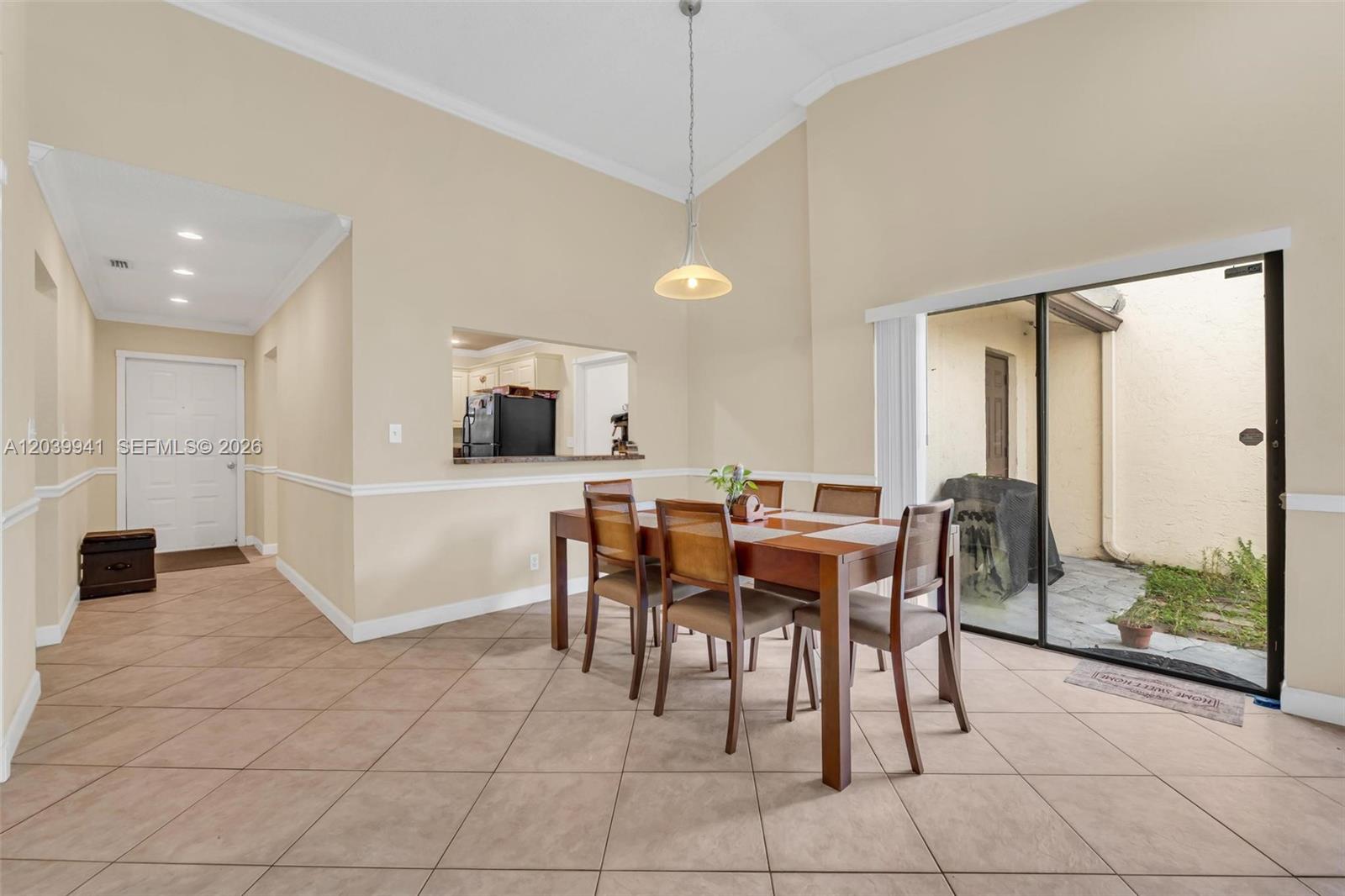 6633 N Parkway Drive 5-7 Property Photo 13