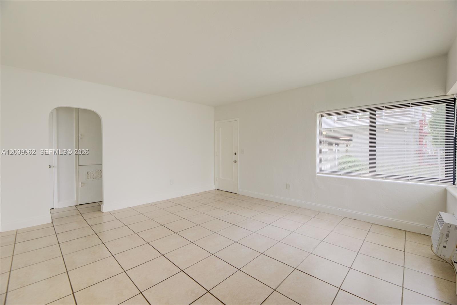 1980 Biarritz Drive Property Photo 17