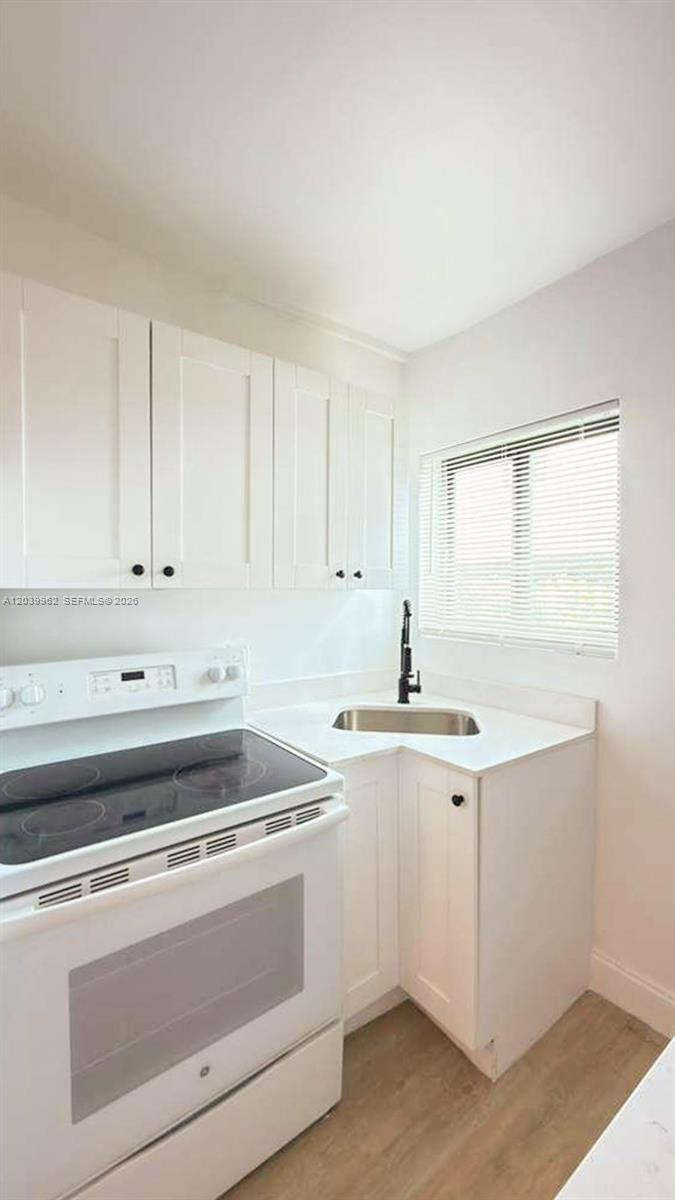 1980 Biarritz Drive Property Photo 32