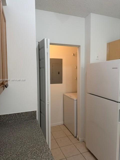 8030 N Nob Hill Road 102 Property Photo 11