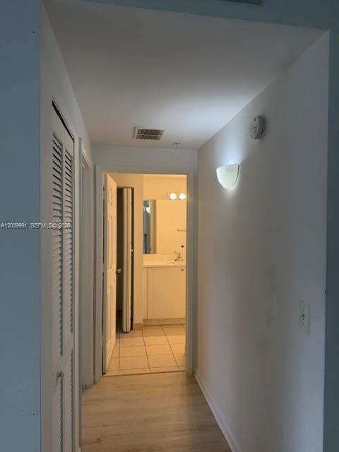 8030 N Nob Hill Road 102 Property Photo 13