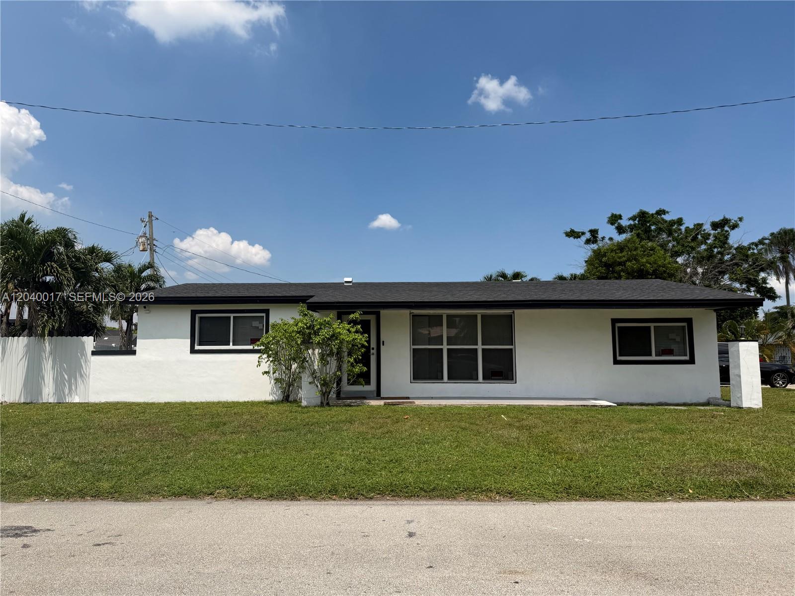 1800 Jamaica Drive