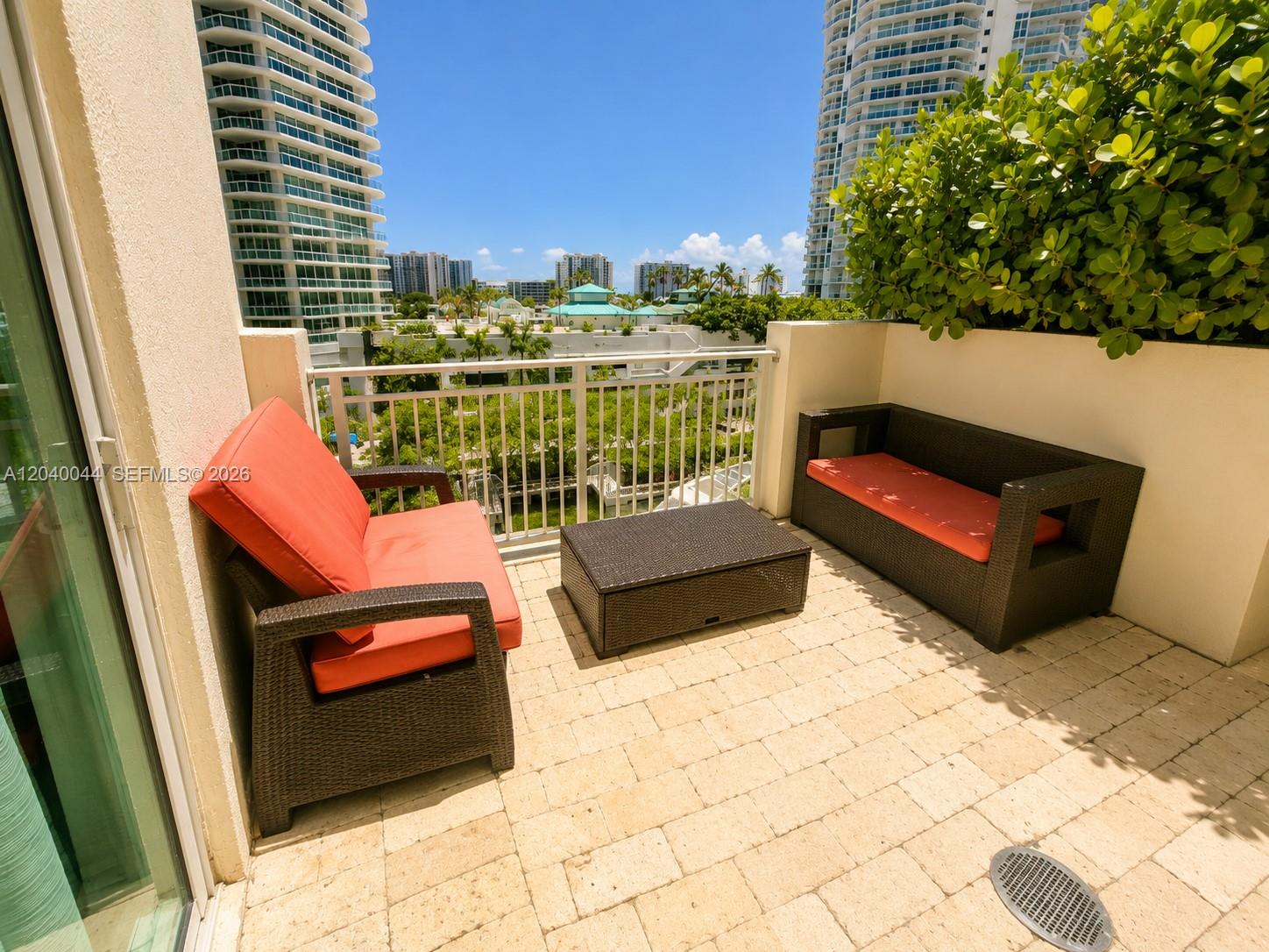 200 Sunny Isles Boulevard 2-504-lanai Residence Property Photo 19