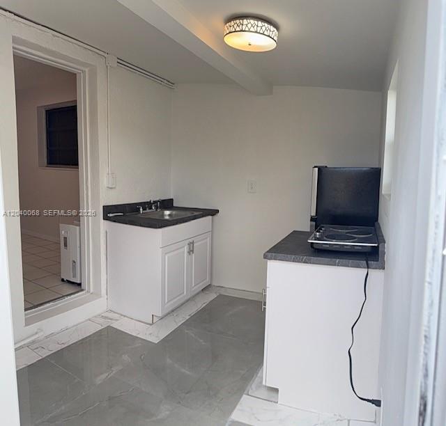 5641 Sw 39th Street Property Photo 2