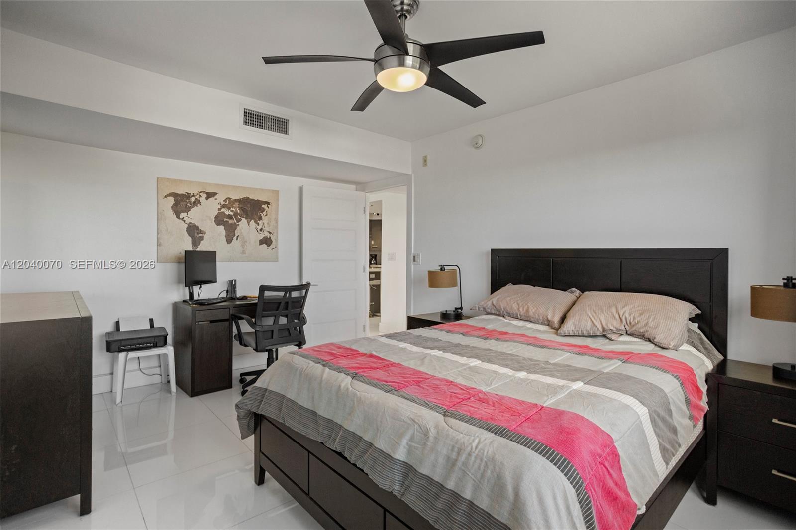 3050 N Palm Aire Drive 710 Property Photo 30