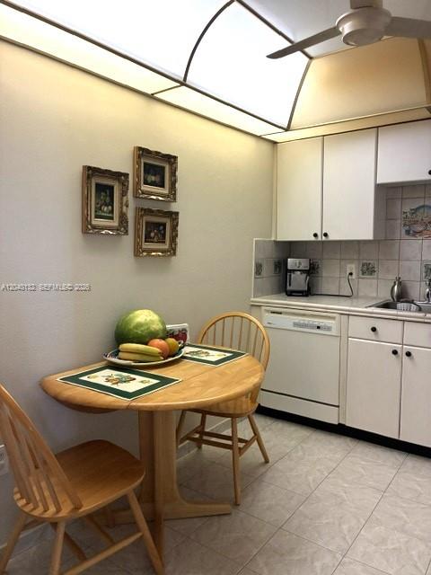 2500 Ne 135th Street C611 Property Photo 16
