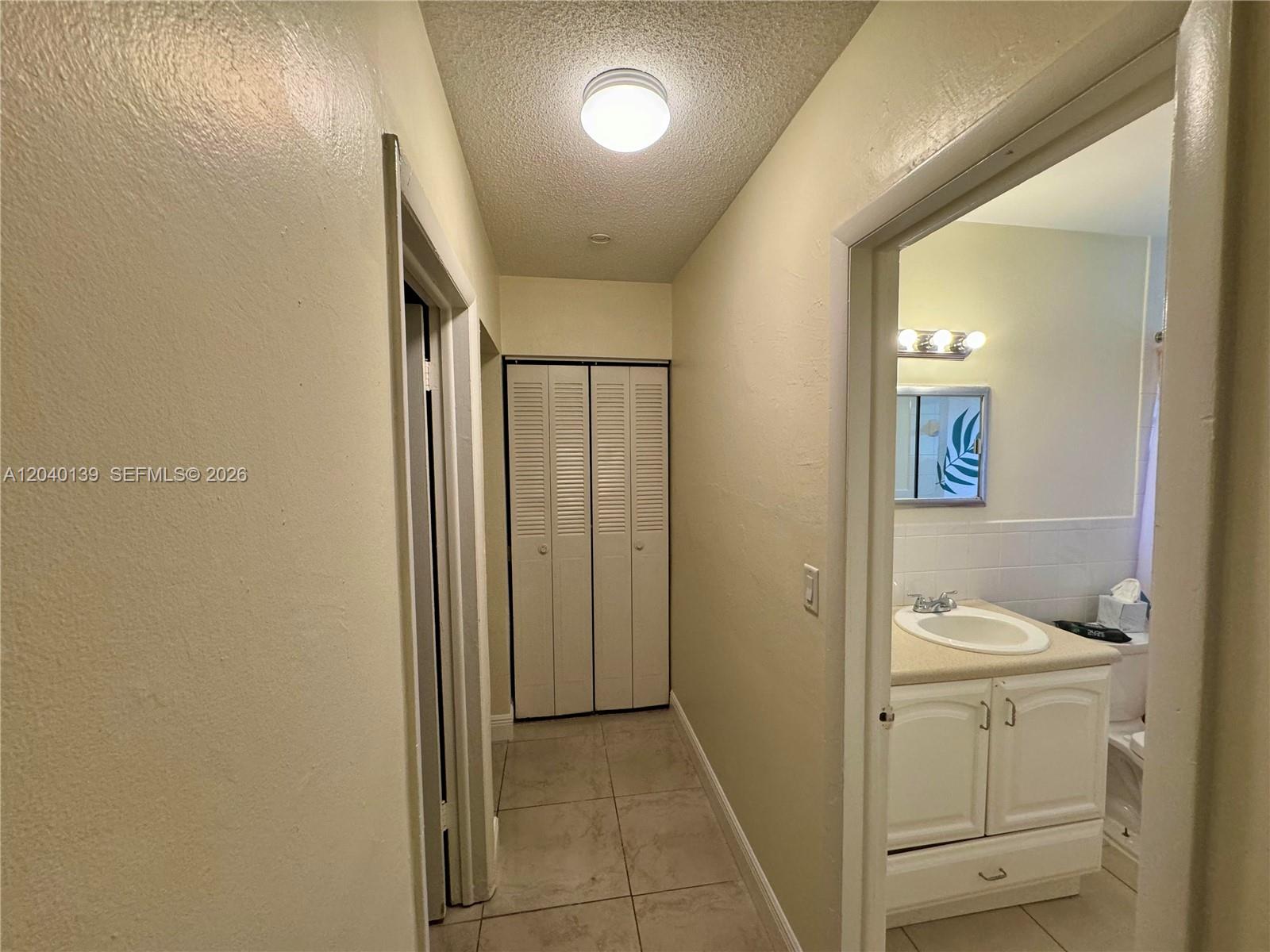 1727 Sw 21st Street Property Photo 16