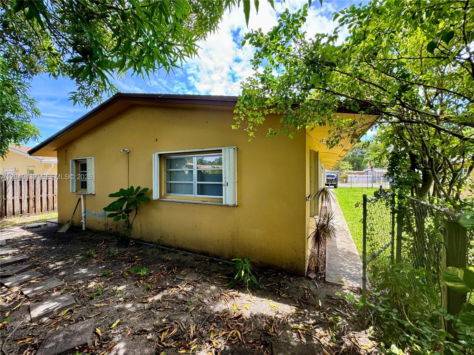 1727 Sw 21st Street Property Photo 19