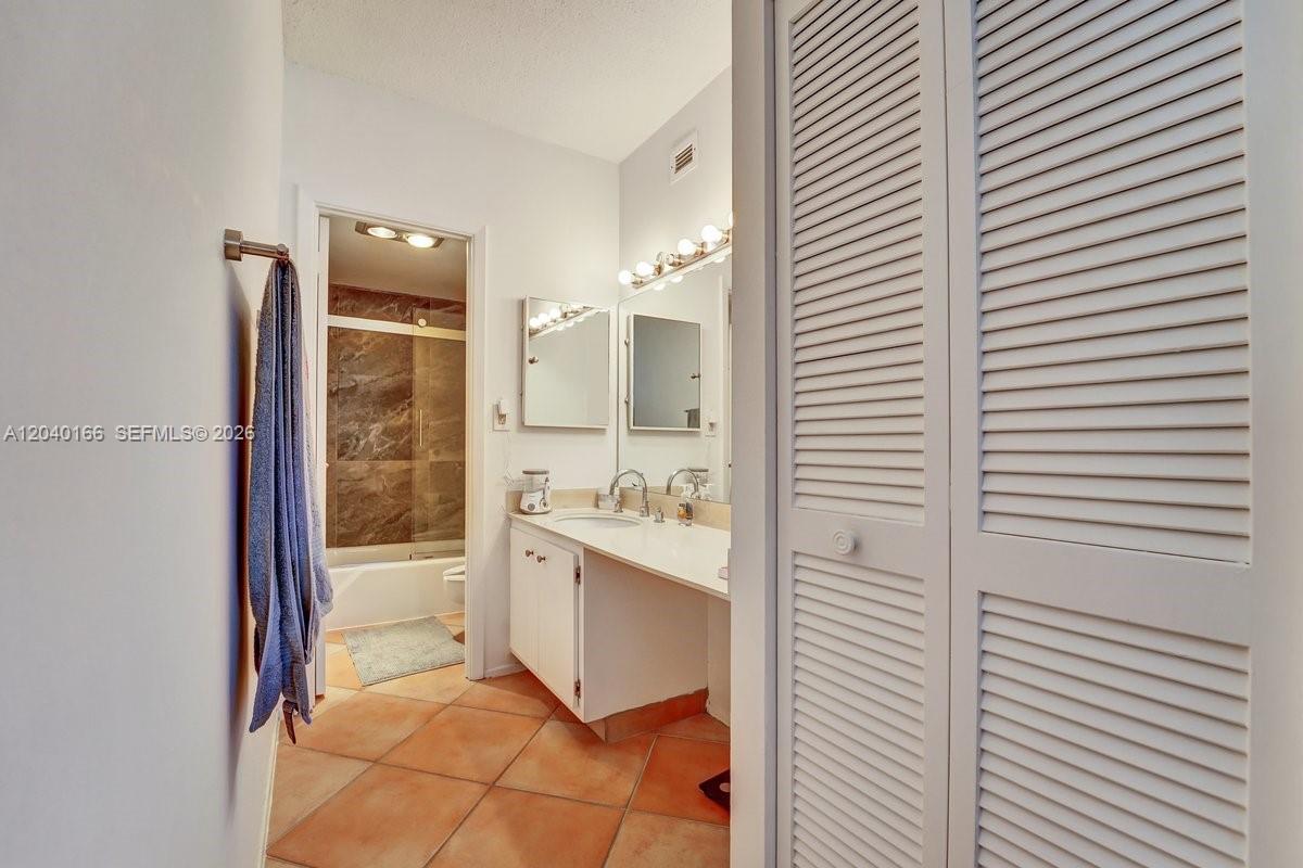 1965 S Ocean Drive 4g Property Photo 24