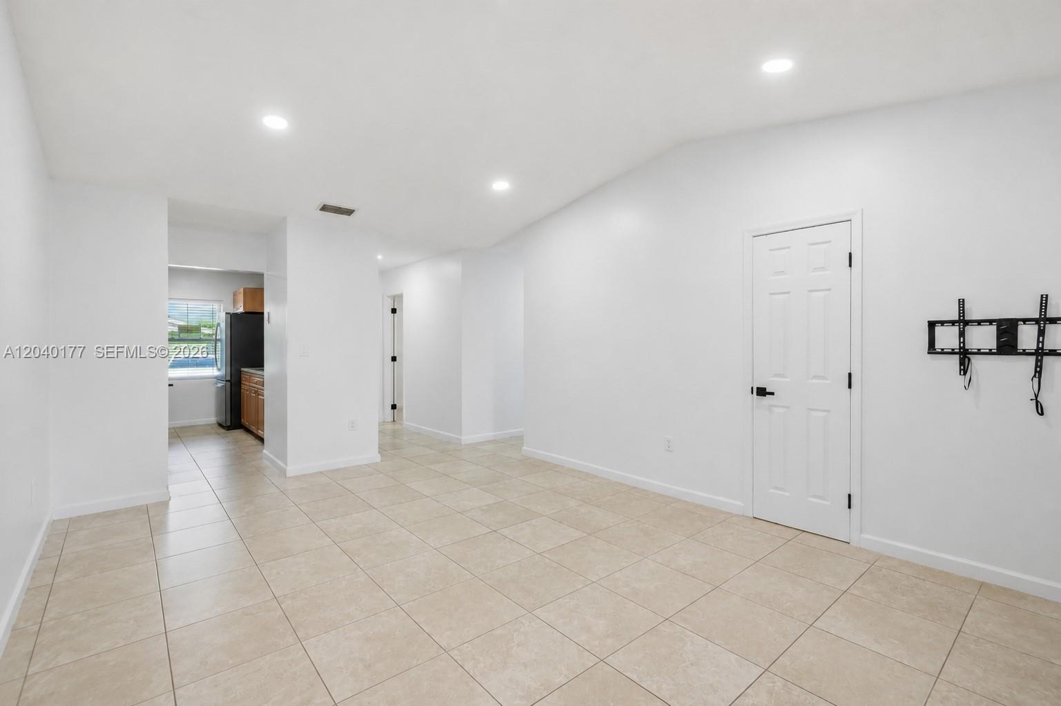 5113 Sw 138th Ave Circle Property Photo 5