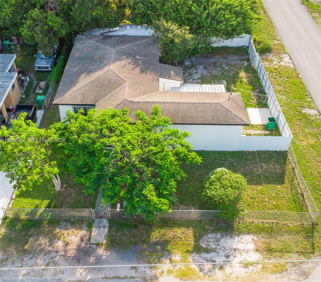 7190 Nw 21st Avenue Property Photo 10
