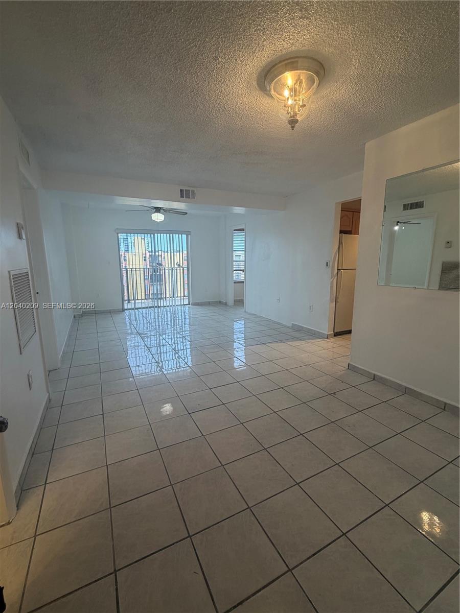 4717 Nw 7th Street 803-10 Property Photo 4