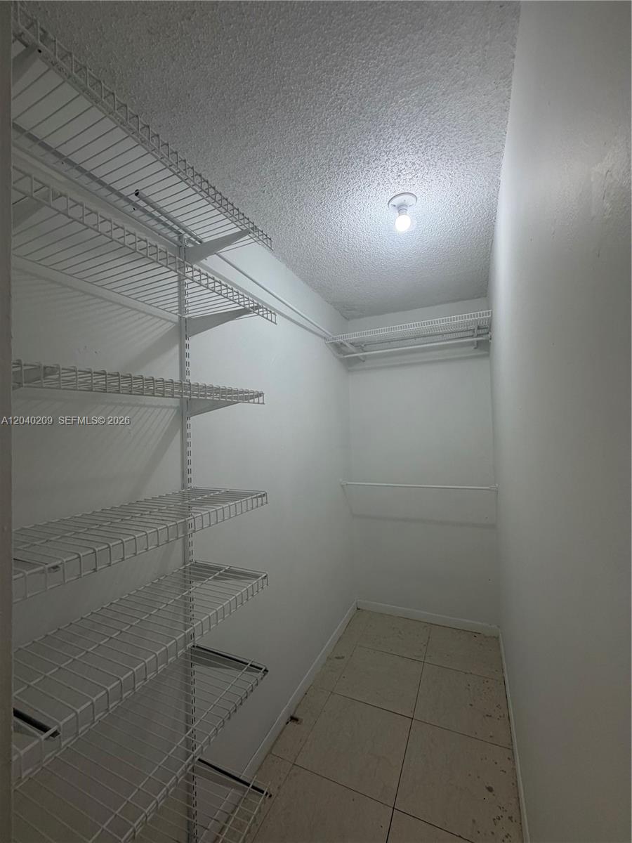4717 Nw 7th Street 803-10 Property Photo 12