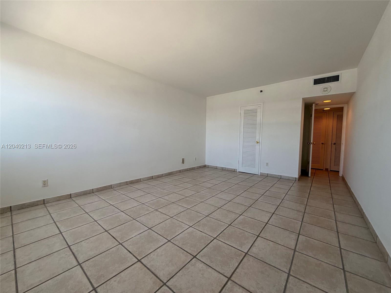 100 Lincoln Road 1410 Property Photo 11