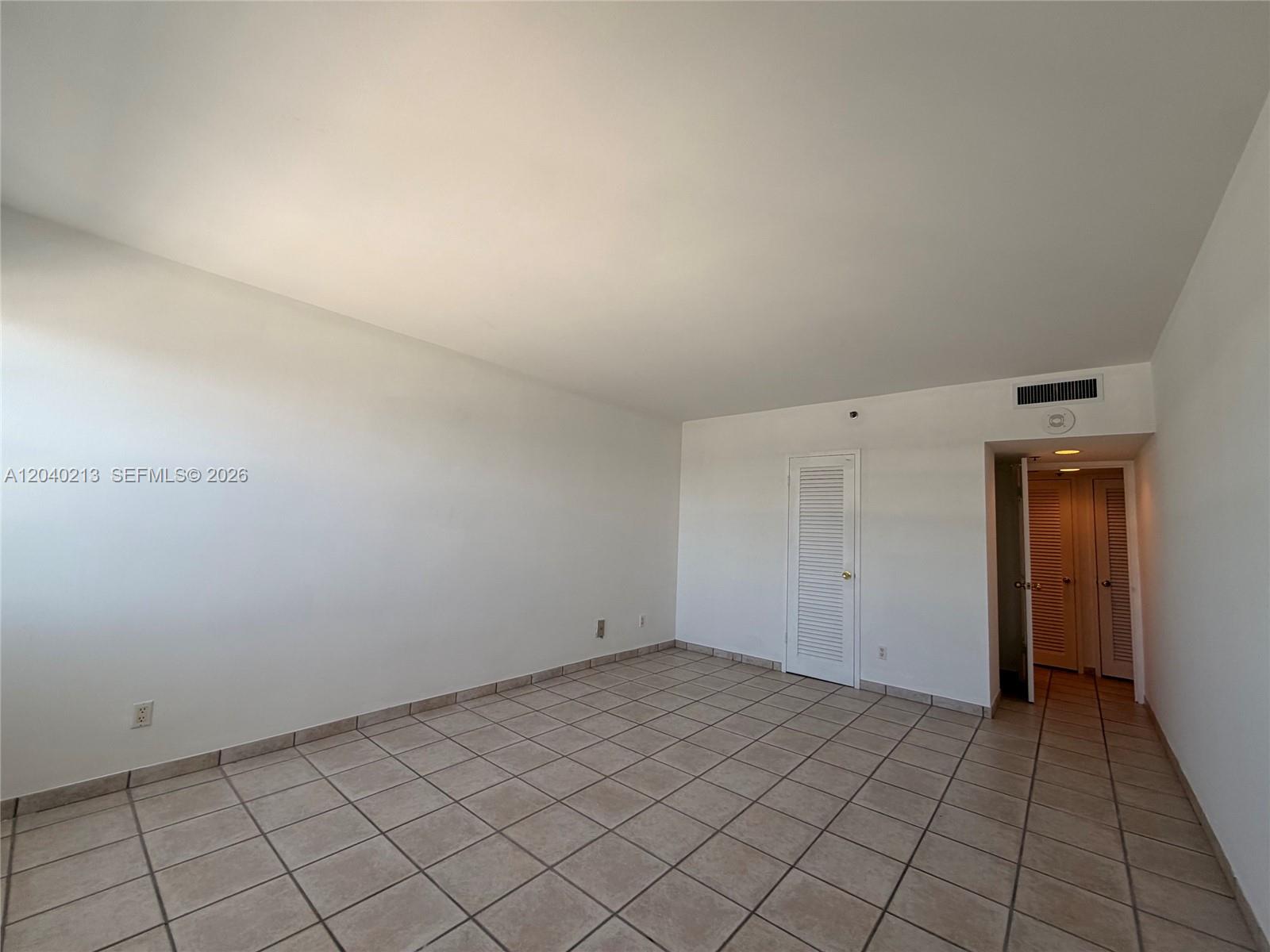 100 Lincoln Road 1410 Property Photo 12