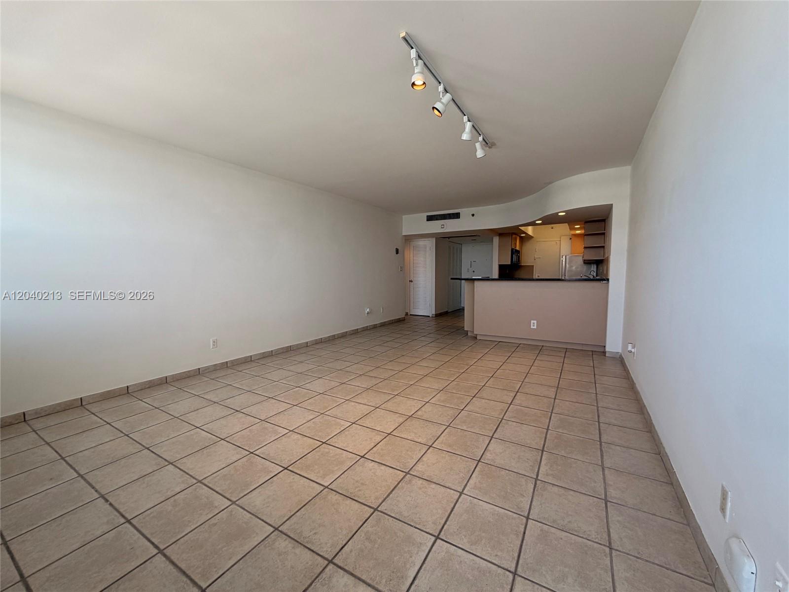 100 Lincoln Road 1410 Property Photo 13