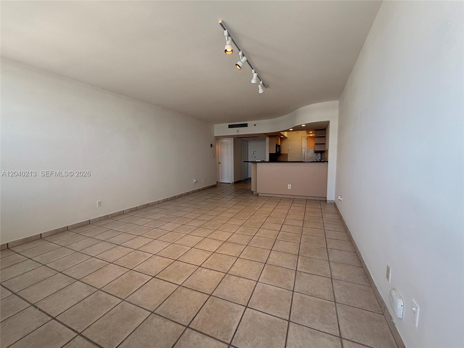 100 Lincoln Road 1410 Property Photo 14