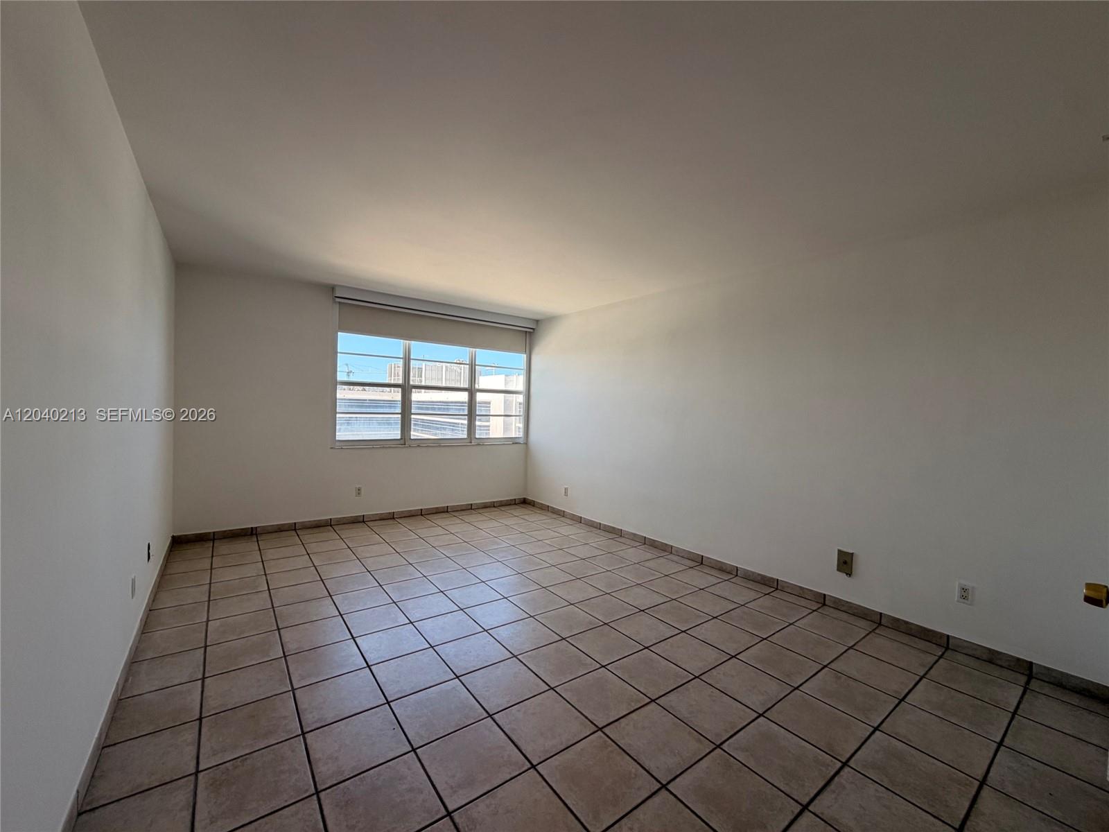 100 Lincoln Road 1410 Property Photo 22