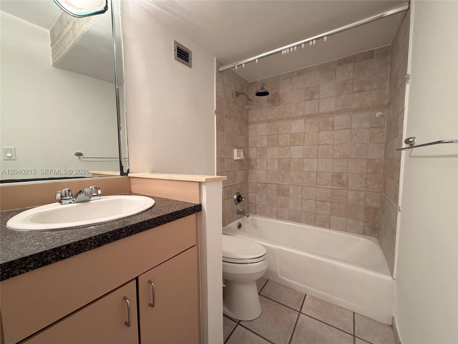 100 Lincoln Road 1410 Property Photo 25