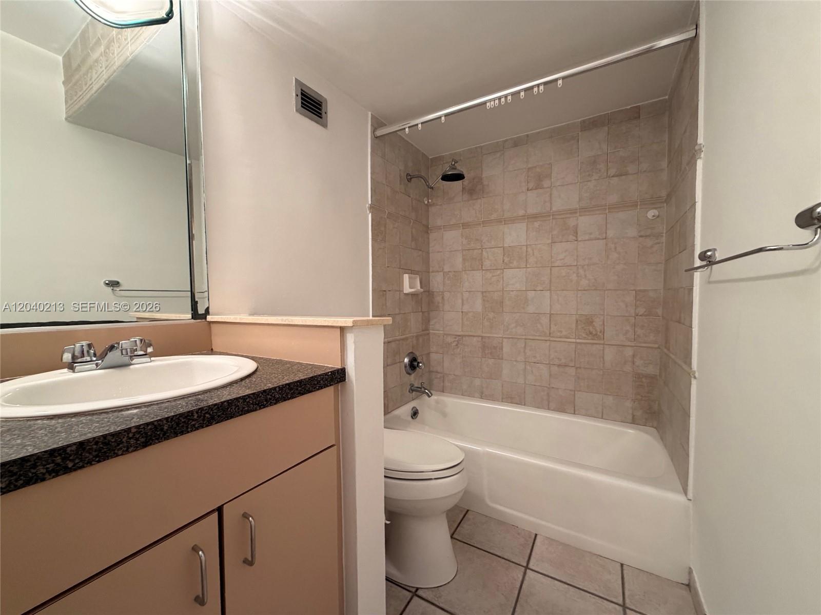 100 Lincoln Road 1410 Property Photo 26