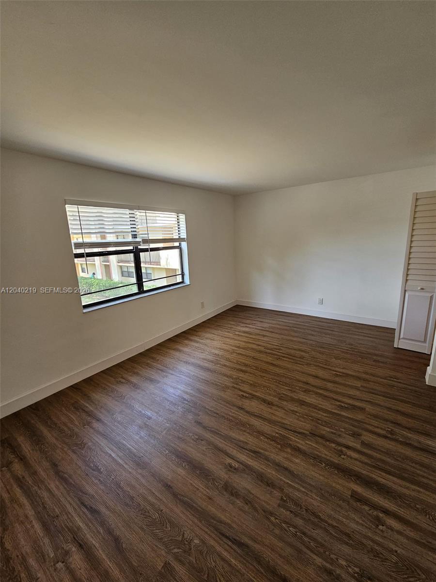 3252 Foxcroft Road 216 Property Photo 10
