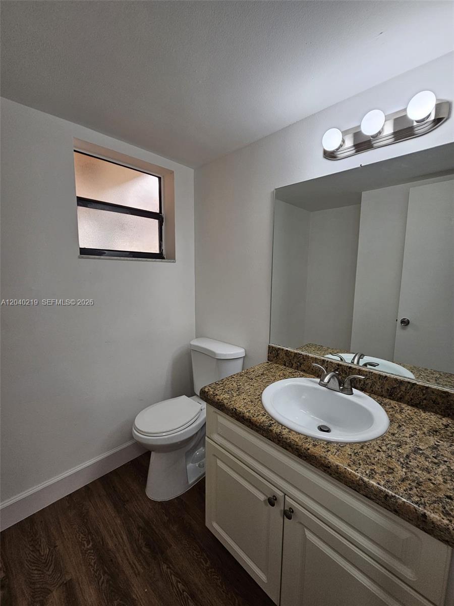 3252 Foxcroft Road 216 Property Photo 14