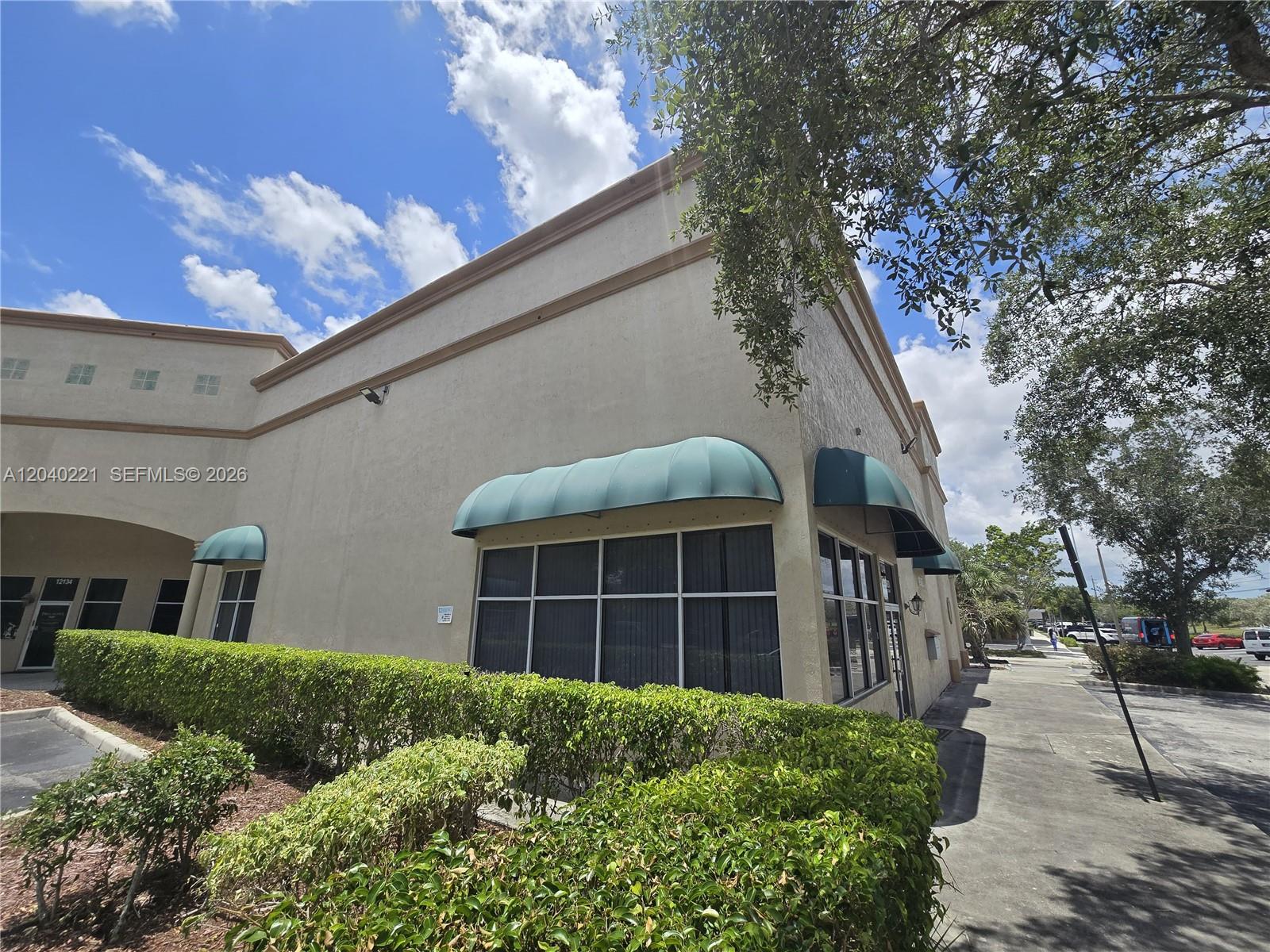 12140 Wiles Road Property Photo 6