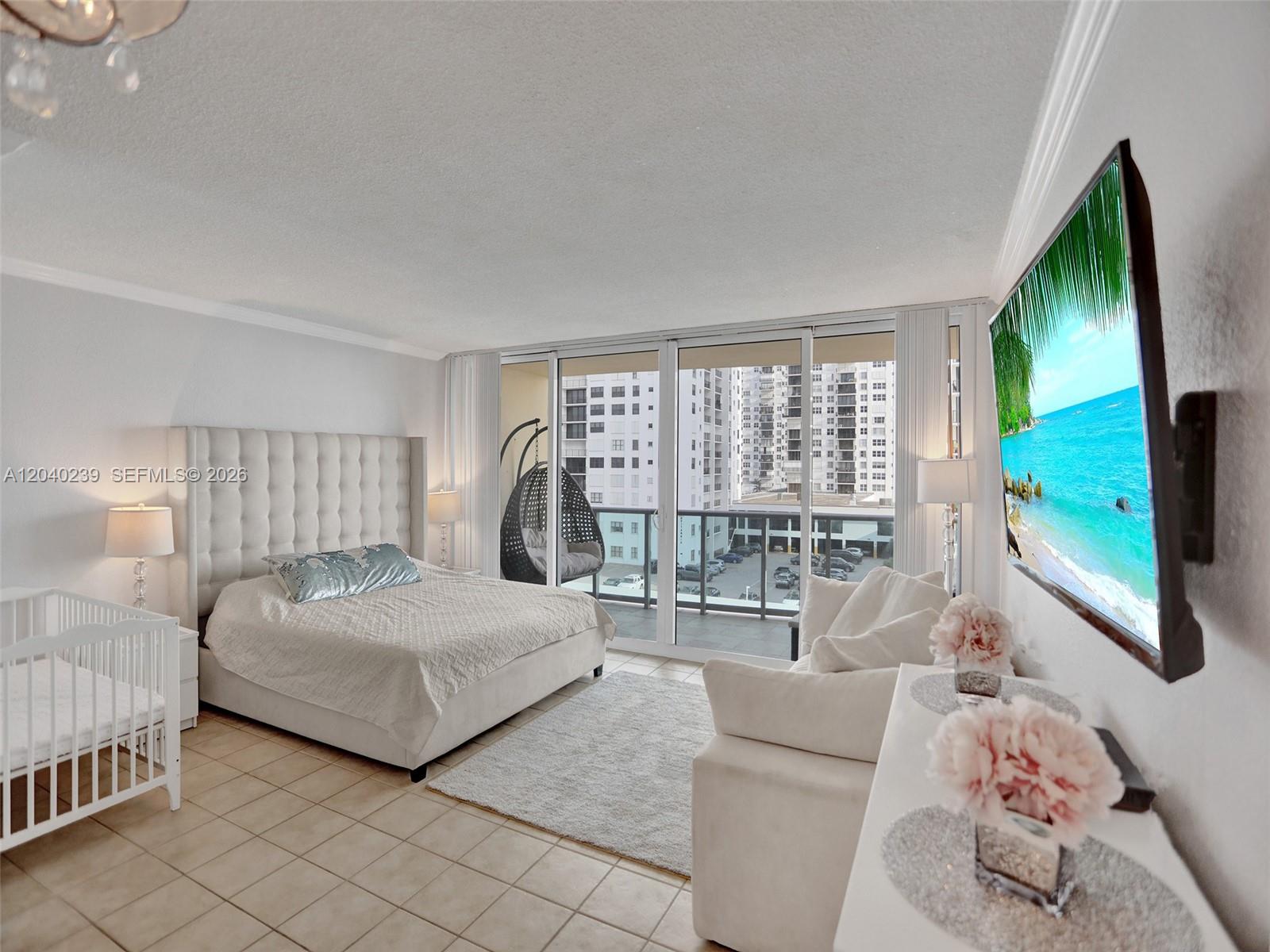 2501 S Ocean Drive 605 (available Now) Property Photo 3