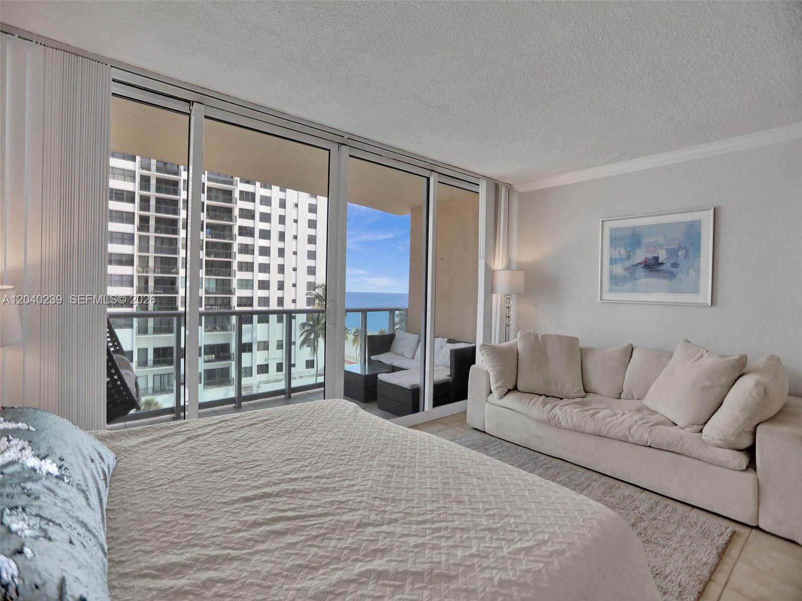 2501 S Ocean Drive 605 (available Now) Property Photo 4