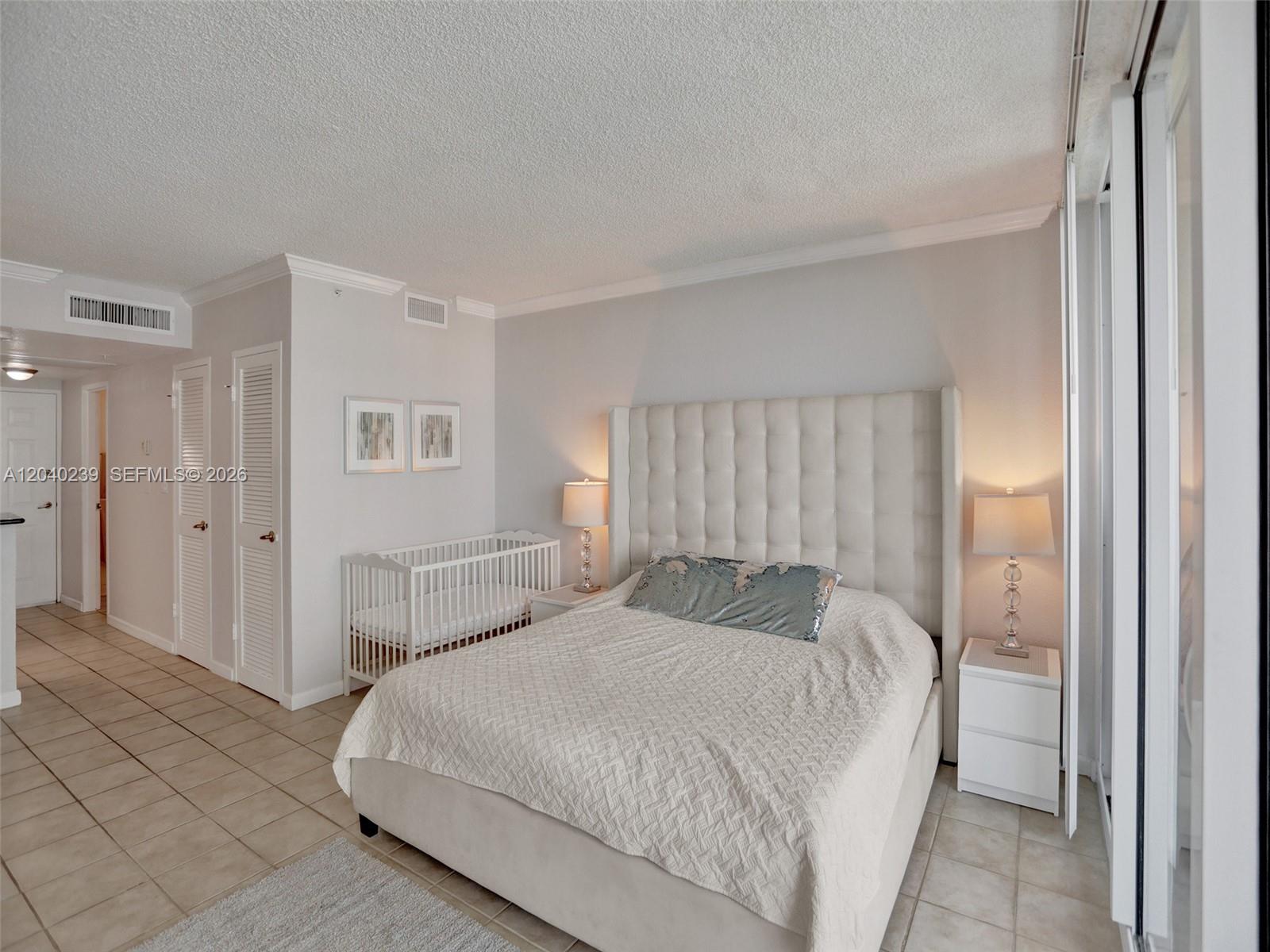 2501 S Ocean Drive 605 (available Now) Property Photo 6