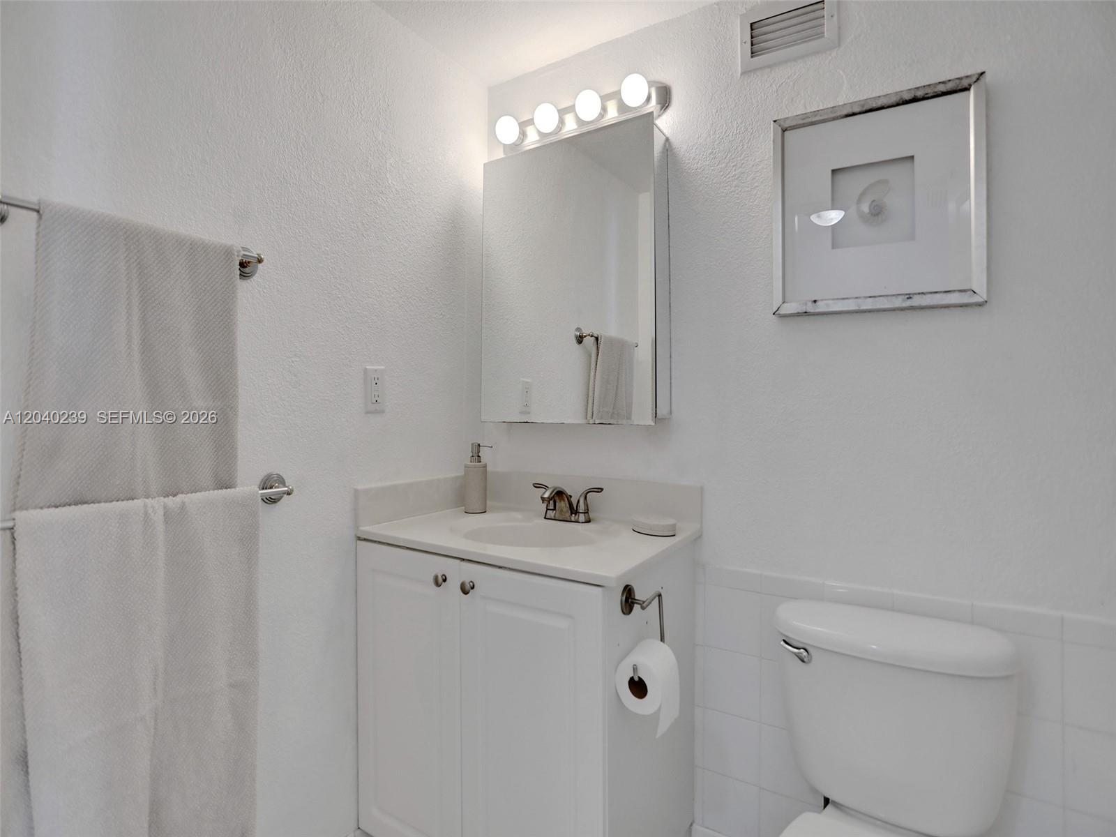 2501 S Ocean Drive 605 (available Now) Property Photo 13