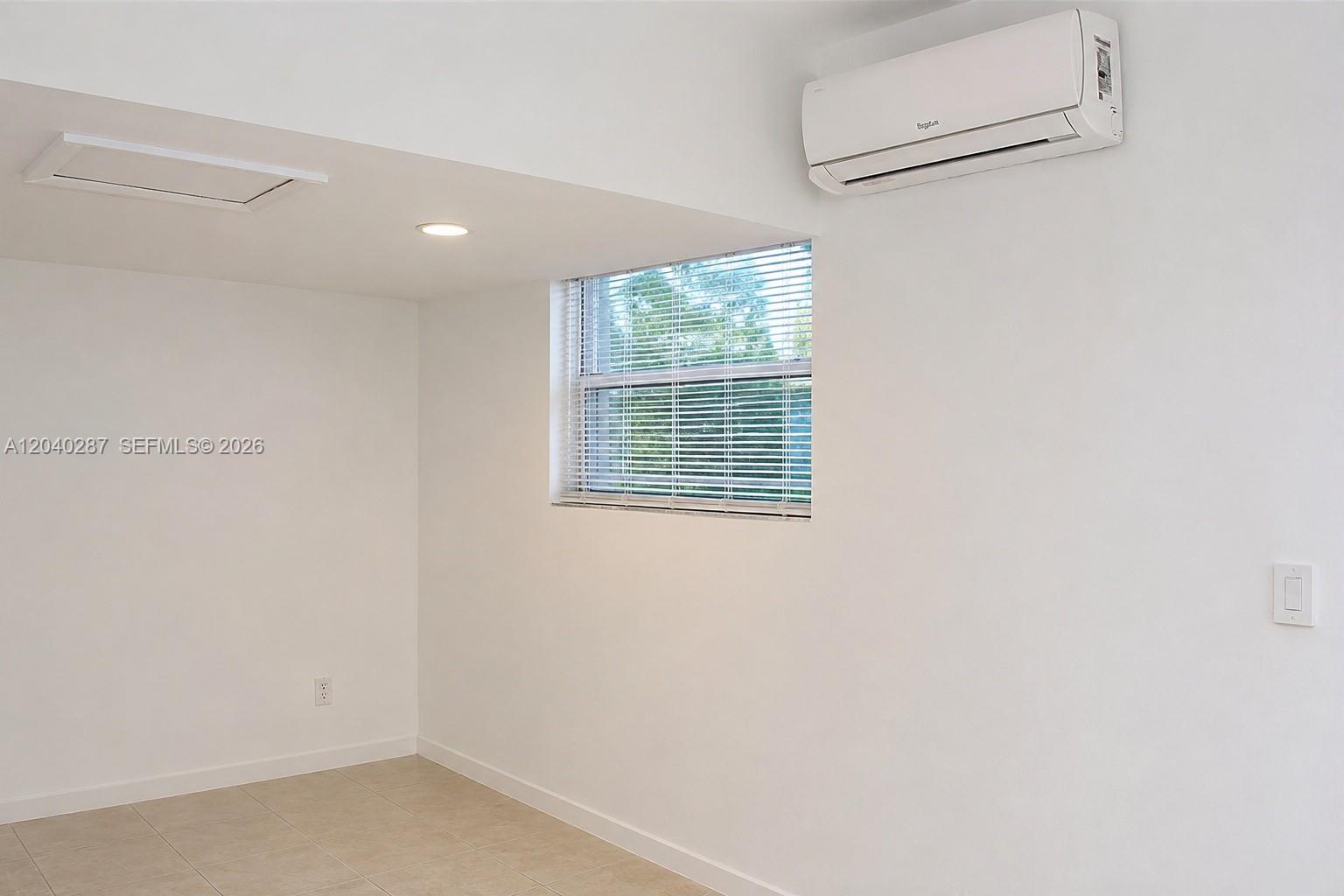 A12040287 Property Photo 10