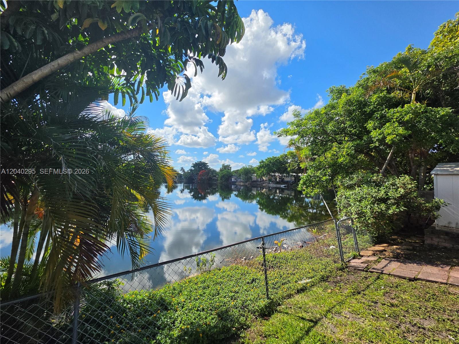 1529 Sw 131 Avenue Property Photo 6