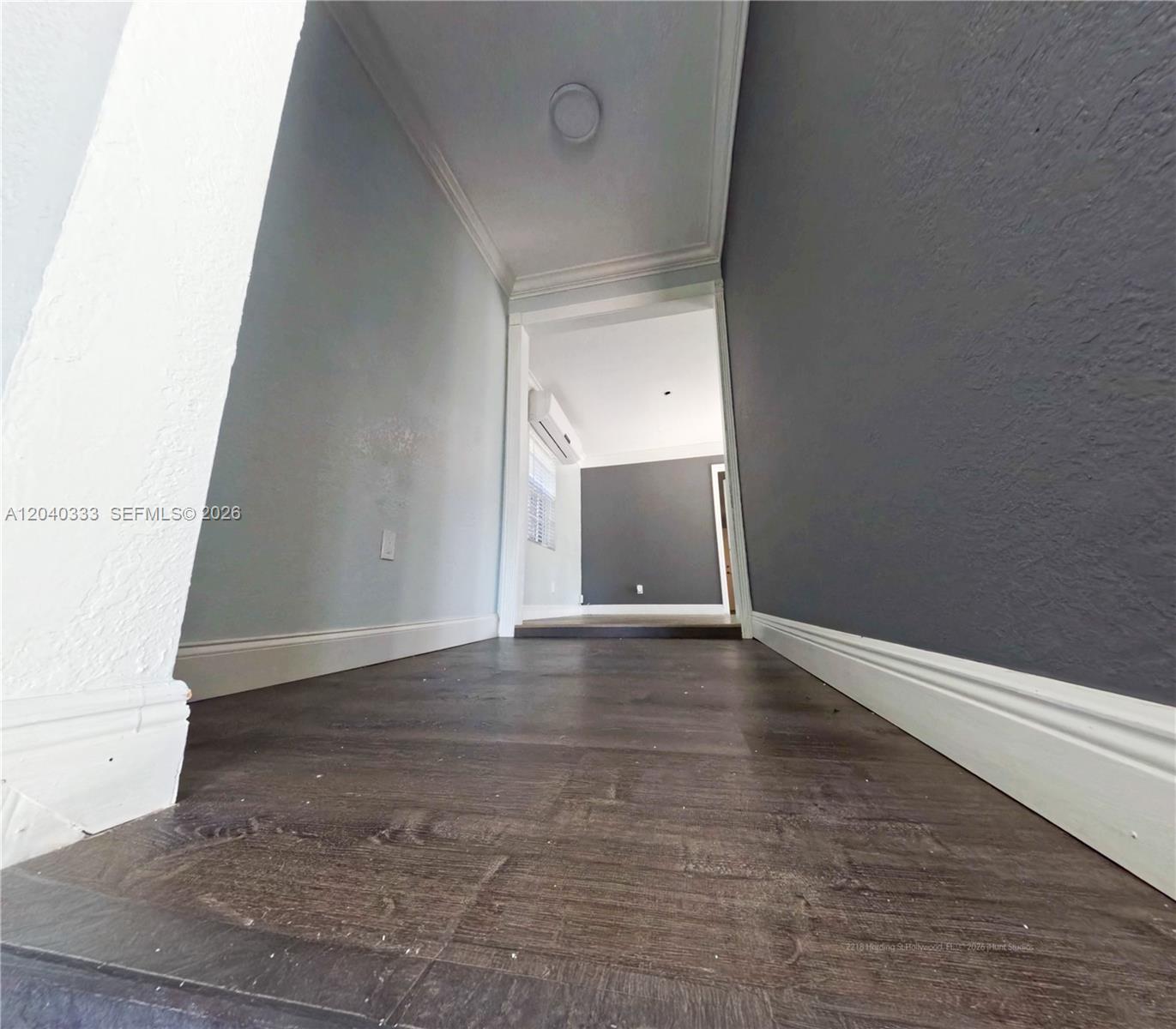 2218 Harding Street Property Photo 60