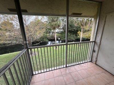 3578 N University Drive I-5 Property Photo 13