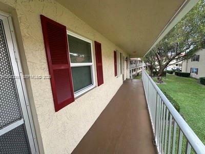 3578 N University Drive I-5 Property Photo 17