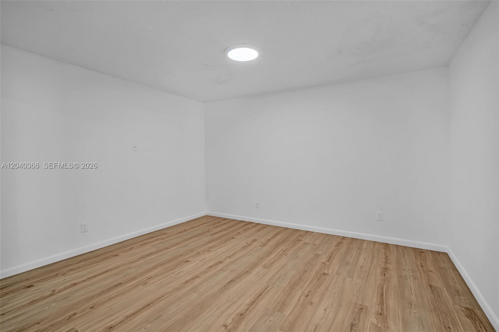 5096 Sw 28th Terrace Property Photo 2
