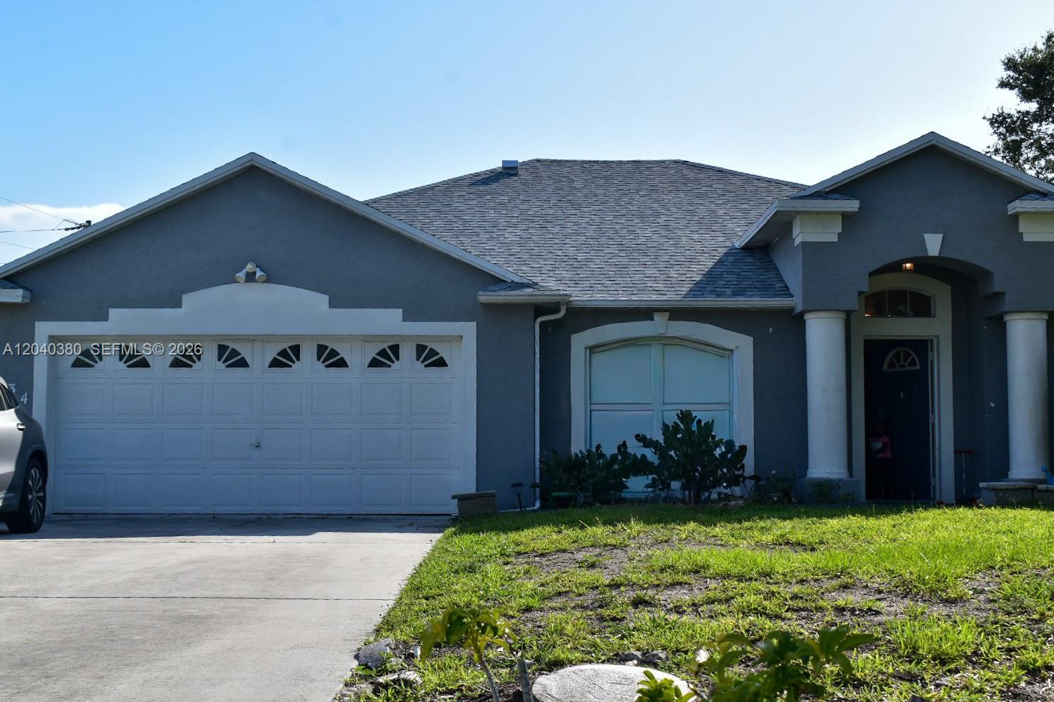 1834 Sw Gemini Lane Property Photo 1