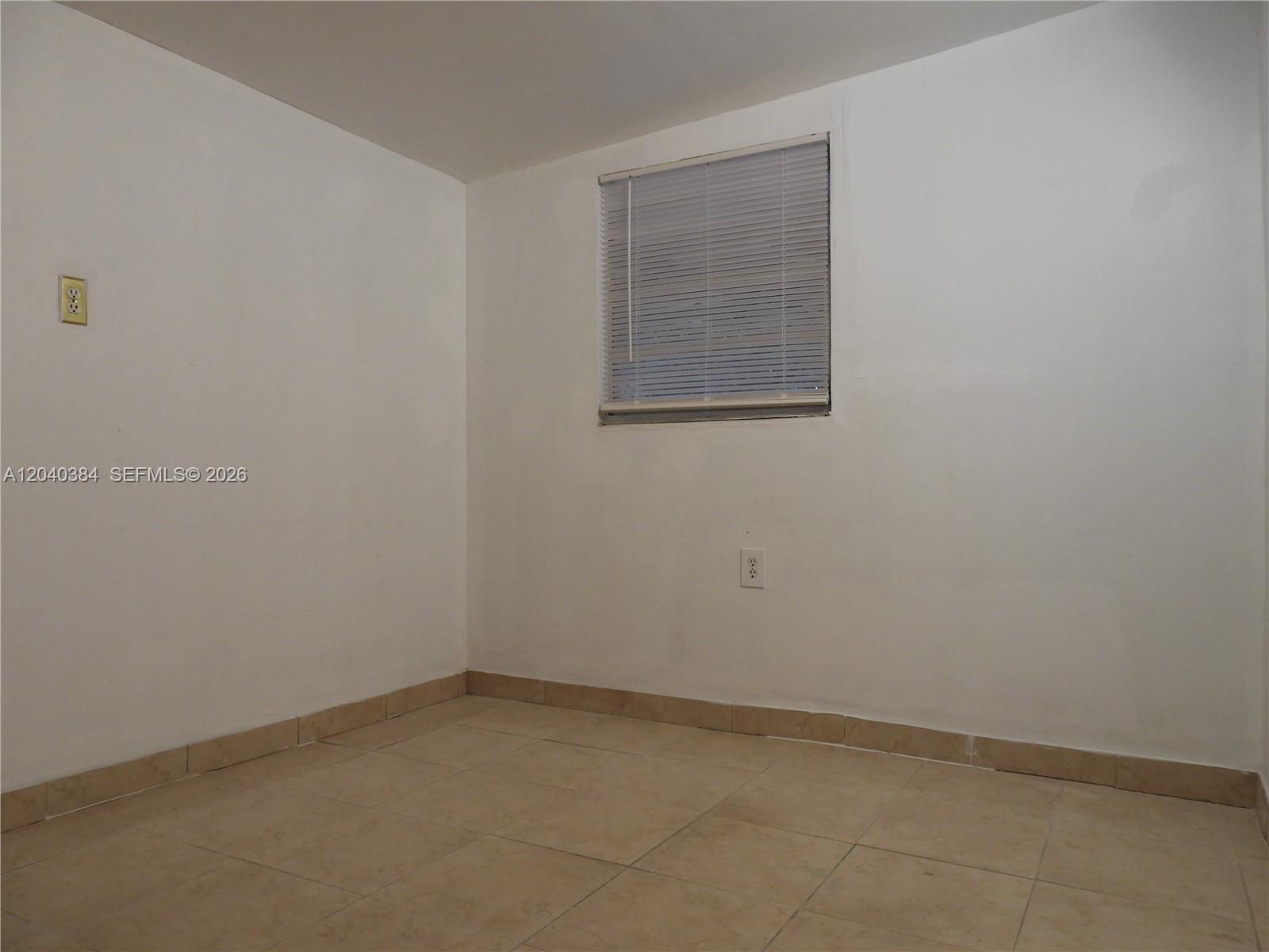 1572 Ne 149th Street A Property Photo 12