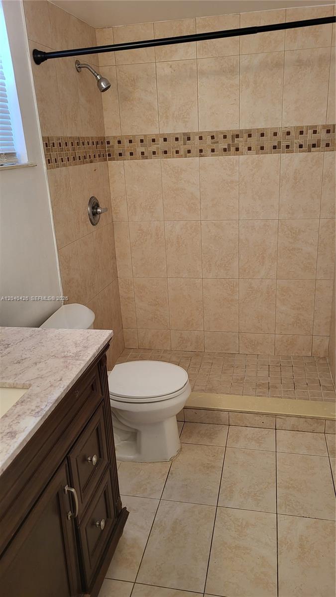 1591 Ne Miami Gardens Drive 306 Property Photo 16