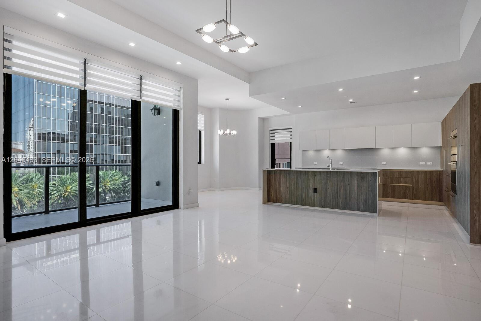 275 Giralda Avenue 6c Property Photo 8