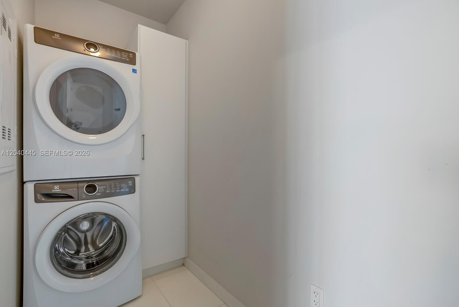 275 Giralda Avenue 6c Property Photo 37