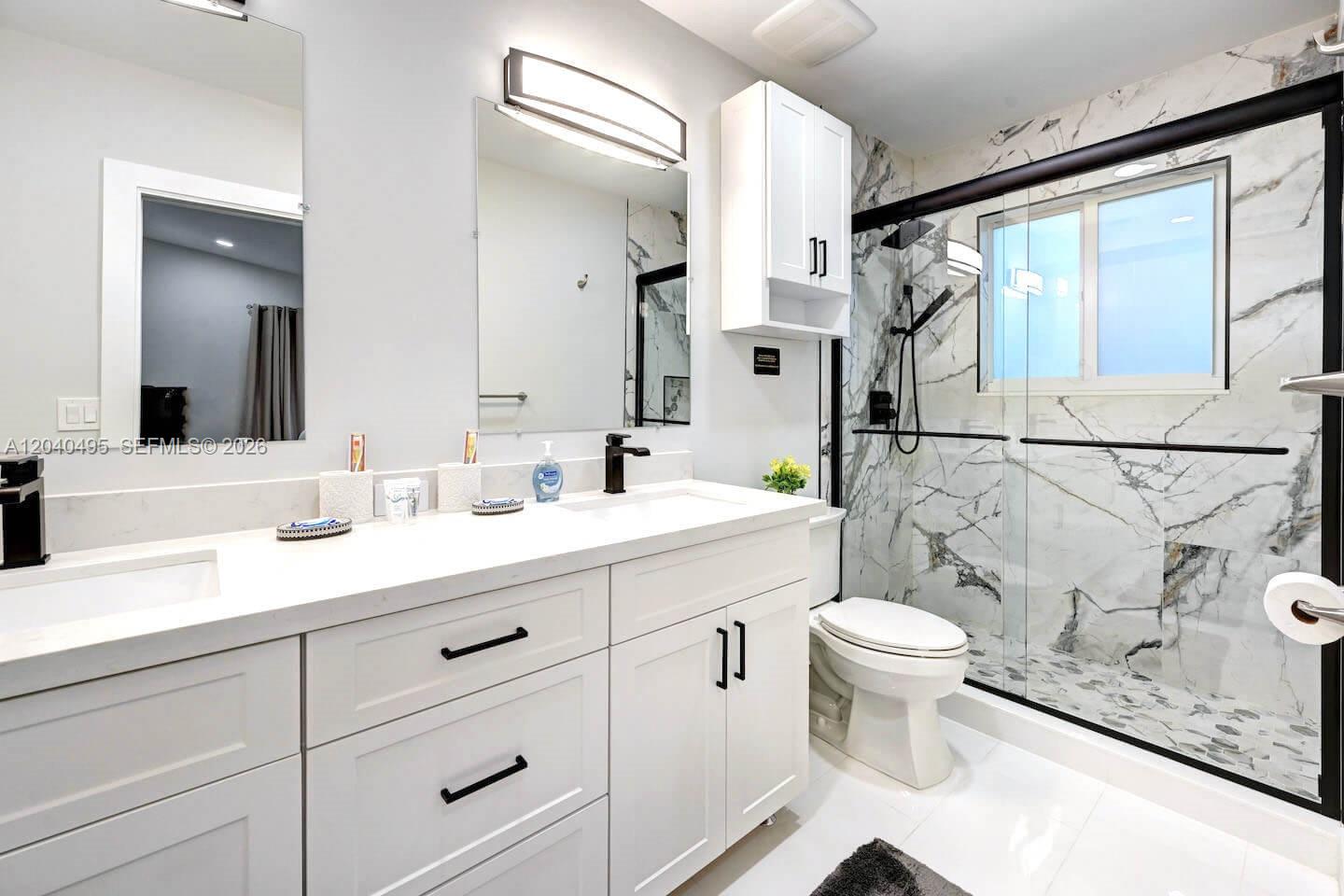 A12040495 Property Photo 22